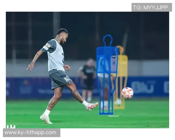 维蒂尼亚澄清与梅西内马尔关系良好巴黎当时各自为战并无矛盾