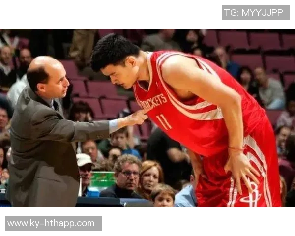 巴图姆盛赞小范甘迪称其为NBA顶级防守教练团队的核心力量